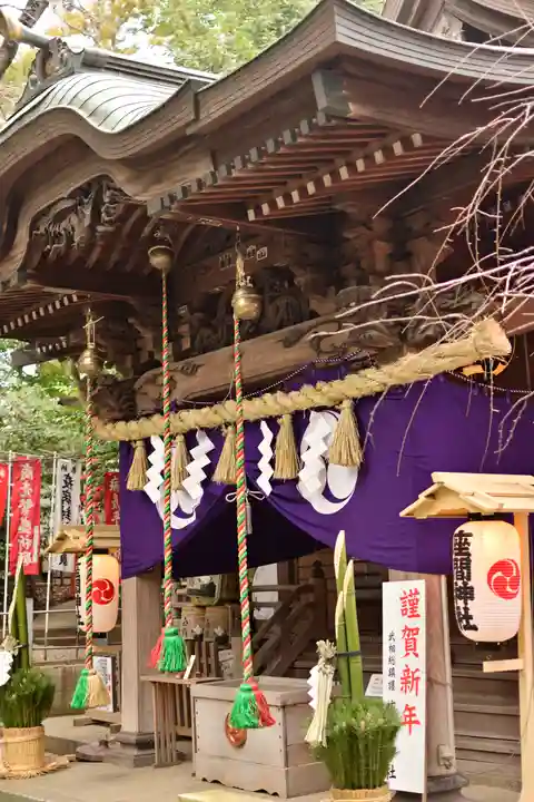 座間神社の本殿・本堂
