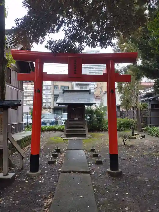千勝浅間神社の末社・摂社