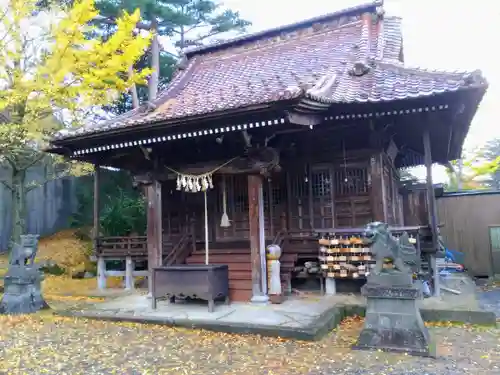 温泉神社の本殿