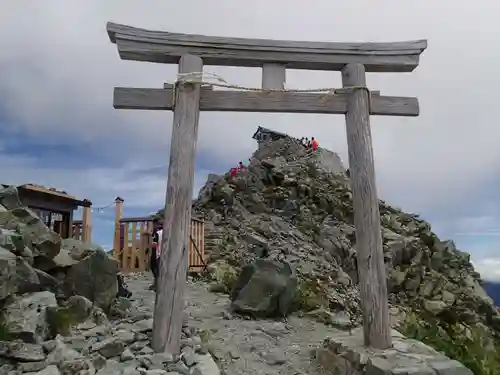 雄山神社峰本社の鳥居