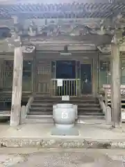 小松寺の本殿