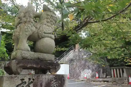 三原八幡宮の狛犬