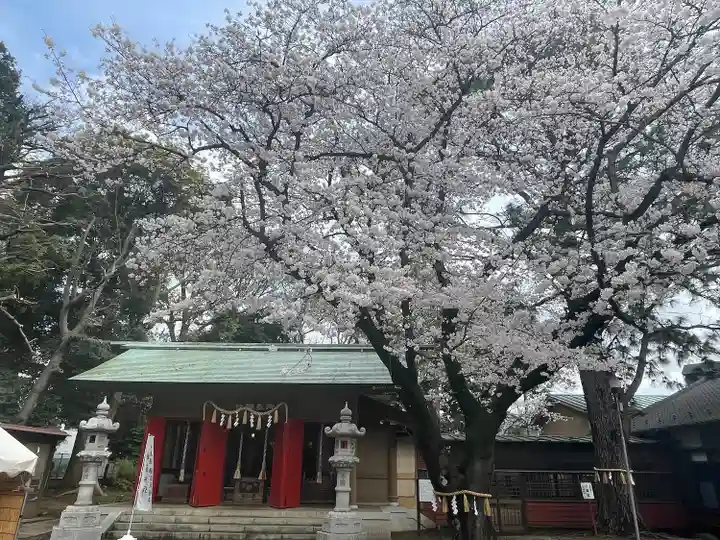 前原御嶽神社の本殿・本堂