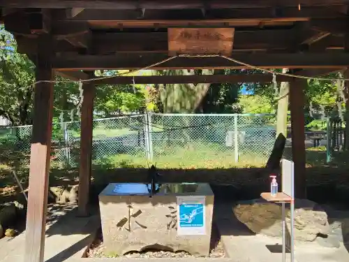 白山神社の手水