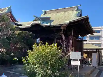 自性院の本殿・本堂