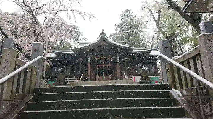 多田神社の本殿・本堂