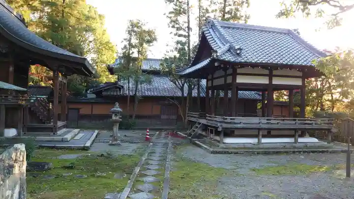 知恩院の{uncategorized: "未分類", other: "その他", undefined: "問題あり", building: "その他建物", grave: "お墓", sacred_gate: "鳥居", guardian: "狛犬", statue: "像", buddha: "仏像", history: "歴史", nature: "自然", garden: "庭園", animal: "動物", pagoda: "塔", temizu: "手水舎", mountain_gate: "山門・神門", sanctuary: "本殿・本堂", subordinate: "末社・摂社", art: "芸術", scenery: "景色", jizo: "地蔵", ema: "絵馬", goshuin: "御朱印", omikuji: "おみくじ", items: "授与品その他", amulet: "お守り", goshuincho: "御朱印帳", eats: "食事", festival: "お祭り", votive_dance: "神楽", shichigosan: "七五三参", wedding: "結婚式", experience: "体験その他", initially: "初詣", around: "周辺", anti_infection: "感染症対策"}