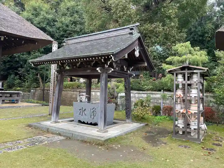横浜 西方寺の手水舎