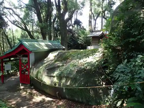 母智丘神社の末社