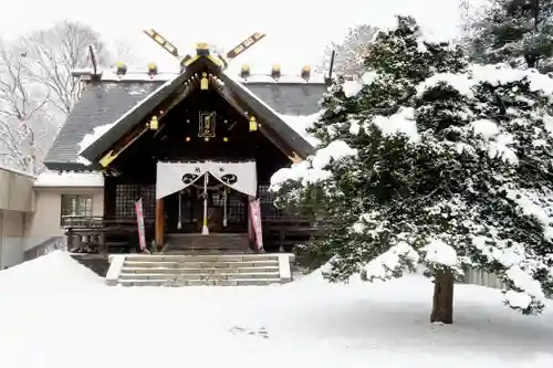 滝川神社の本殿・本堂