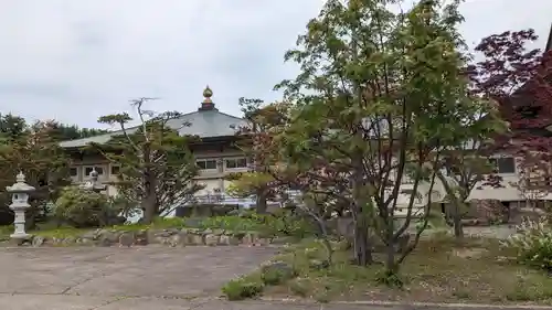 高野寺の庭園