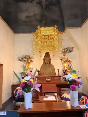 大船観音寺の{uncategorized: "未分類", other: "その他", undefined: "問題あり", building: "その他建物", grave: "お墓", sacred_gate: "鳥居", guardian: "狛犬", statue: "像", buddha: "仏像", history: "歴史", nature: "自然", garden: "庭園", animal: "動物", pagoda: "塔", temizu: "手水舎", mountain_gate: "山門・神門", sanctuary: "本殿・本堂", subordinate: "末社・摂社", art: "芸術", scenery: "景色", jizo: "地蔵", ema: "絵馬", goshuin: "御朱印", omikuji: "おみくじ", items: "授与品その他", amulet: "お守り", goshuincho: "御朱印帳", eats: "食事", festival: "お祭り", votive_dance: "神楽", shichigosan: "七五三参", wedding: "結婚式", experience: "体験その他", initially: "初詣", around: "周辺", anti_infection: "感染症対策"}