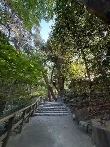 伊勢神宮外宮（豊受大神宮）の{uncategorized: "未分類", other: "その他", undefined: "問題あり", building: "その他建物", grave: "お墓", sacred_gate: "鳥居", guardian: "狛犬", statue: "像", buddha: "仏像", history: "歴史", nature: "自然", garden: "庭園", animal: "動物", pagoda: "塔", temizu: "手水舎", mountain_gate: "山門・神門", sanctuary: "本殿・本堂", subordinate: "末社・摂社", art: "芸術", scenery: "景色", jizo: "地蔵", ema: "絵馬", goshuin: "御朱印", omikuji: "おみくじ", items: "授与品その他", amulet: "お守り", goshuincho: "御朱印帳", eats: "食事", festival: "お祭り", votive_dance: "神楽", shichigosan: "七五三参", wedding: "結婚式", experience: "体験その他", initially: "初詣", around: "周辺", anti_infection: "感染症対策"}