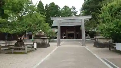 射水神社の鳥居