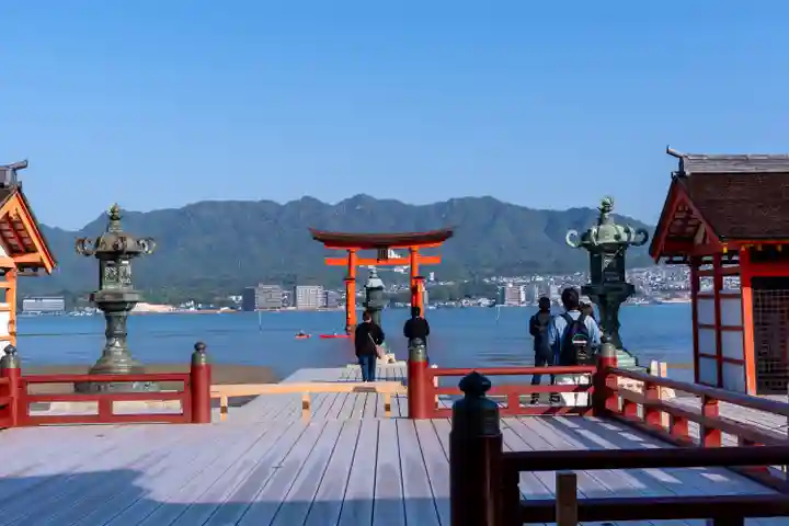 厳島神社(広島県)