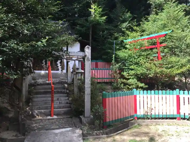 賣布神社の末社・摂社
