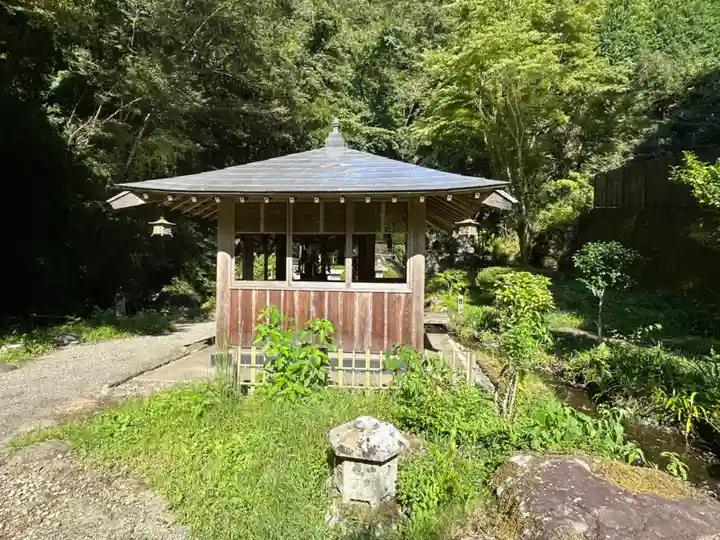 嶽之下宮奥宮(静岡県)