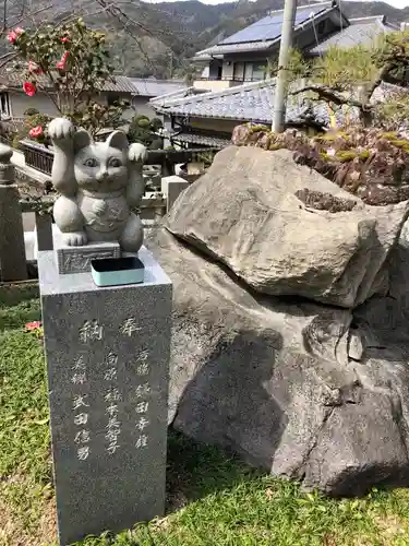 お松大権現の狛犬