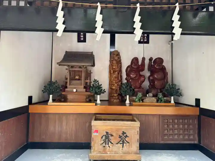 新屋山神社(山梨県)