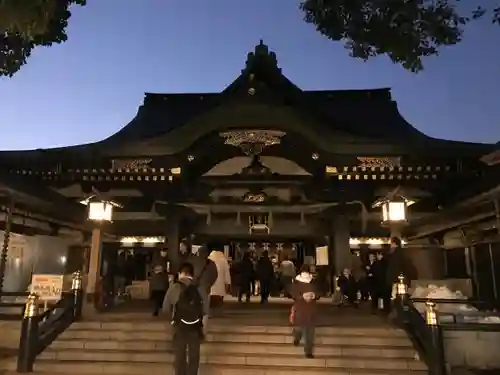 穴八幡宮の本殿