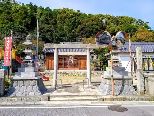 十二神社の鳥居