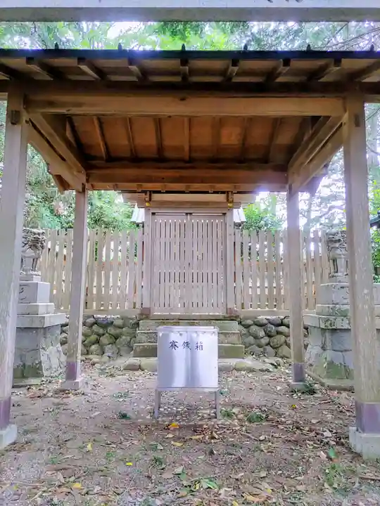 仲神社の本殿・本堂
