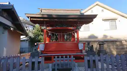 神鳥前川神社の末社・摂社