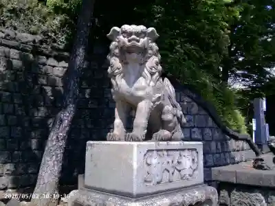 品川神社の{uncategorized: "未分類", other: "その他", undefined: "問題あり", building: "その他建物", grave: "お墓", sacred_gate: "鳥居", guardian: "狛犬", statue: "像", buddha: "仏像", history: "歴史", nature: "自然", garden: "庭園", animal: "動物", pagoda: "塔", temizu: "手水舎", mountain_gate: "山門・神門", sanctuary: "本殿・本堂", subordinate: "末社・摂社", art: "芸術", scenery: "景色", jizo: "地蔵", ema: "絵馬", goshuin: "御朱印", omikuji: "おみくじ", items: "授与品その他", amulet: "お守り", goshuincho: "御朱印帳", eats: "食事", festival: "お祭り", votive_dance: "神楽", shichigosan: "七五三参", wedding: "結婚式", experience: "体験その他", initially: "初詣", around: "周辺", anti_infection: "感染症対策"}
