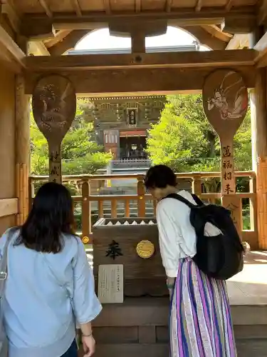 江島神社の{uncategorized: "未分類", other: "その他", undefined: "問題あり", building: "その他建物", grave: "お墓", sacred_gate: "鳥居", guardian: "狛犬", statue: "像", buddha: "仏像", history: "歴史", nature: "自然", garden: "庭園", animal: "動物", pagoda: "塔", temizu: "手水舎", mountain_gate: "山門・神門", sanctuary: "本殿・本堂", subordinate: "末社・摂社", art: "芸術", scenery: "景色", jizo: "地蔵", ema: "絵馬", goshuin: "御朱印", omikuji: "おみくじ", items: "授与品その他", amulet: "お守り", goshuincho: "御朱印帳", eats: "食事", festival: "お祭り", votive_dance: "神楽", shichigosan: "七五三参", wedding: "結婚式", experience: "体験その他", initially: "初詣", around: "周辺", anti_infection: "感染症対策"}