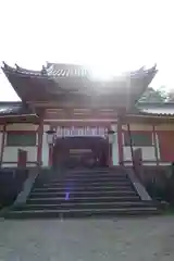 手向山八幡宮の本殿