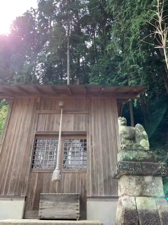 楡木神社の末社・摂社