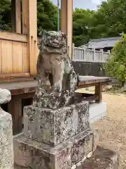 神吉八幡神社の狛犬