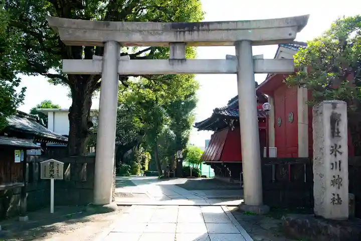 麻布氷川神社の鳥居