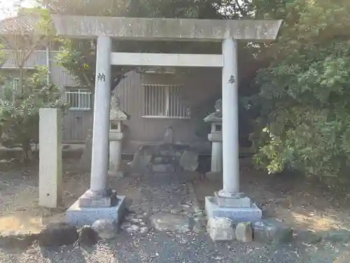 八柱神社の末社