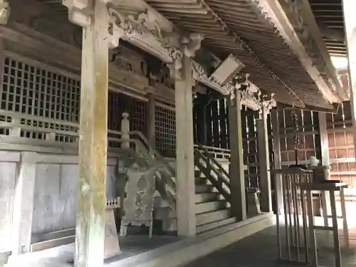 赤渕神社の本殿・本堂