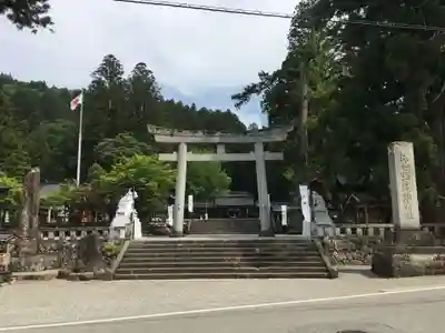 飛驒一宮水無神社の鳥居