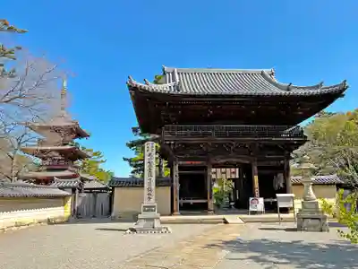 鶴林寺の山門・神門