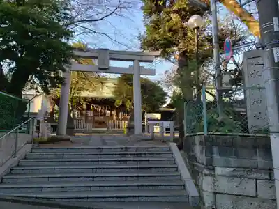 本郷氷川神社の鳥居