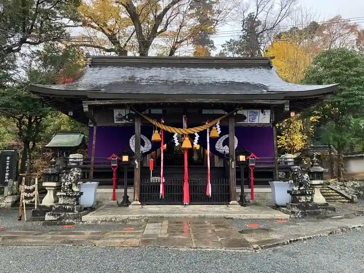 篠山春日神社の本殿・本堂