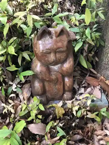 王子神社の像