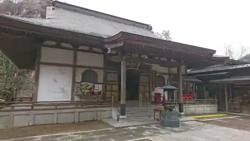 徳善院明王密寺の本殿