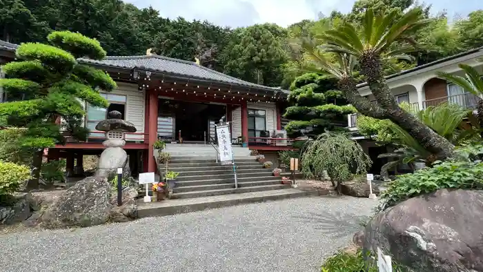 北條寺の本殿