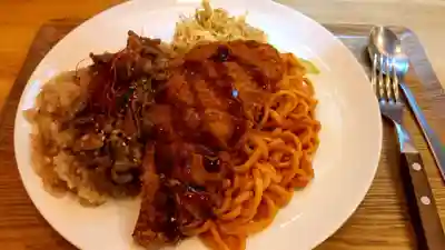 長崎尾曲がり猫神社の周辺