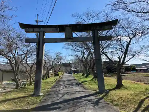 新宮神社の鳥居