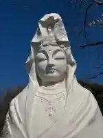 大船観音寺の{uncategorized: "未分類", other: "その他", undefined: "問題あり", building: "その他建物", grave: "お墓", sacred_gate: "鳥居", guardian: "狛犬", statue: "像", buddha: "仏像", history: "歴史", nature: "自然", garden: "庭園", animal: "動物", pagoda: "塔", temizu: "手水舎", mountain_gate: "山門・神門", sanctuary: "本殿・本堂", subordinate: "末社・摂社", art: "芸術", scenery: "景色", jizo: "地蔵", ema: "絵馬", goshuin: "御朱印", omikuji: "おみくじ", items: "授与品その他", amulet: "お守り", goshuincho: "御朱印帳", eats: "食事", festival: "お祭り", votive_dance: "神楽", shichigosan: "七五三参", wedding: "結婚式", experience: "体験その他", initially: "初詣", around: "周辺", anti_infection: "感染症対策"}