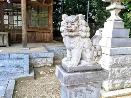 平手神明社の狛犬