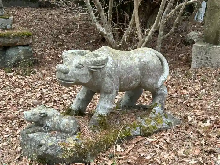 修那羅山安宮神社の{uncategorized: "未分類", other: "その他", undefined: "問題あり", building: "その他建物", grave: "お墓", sacred_gate: "鳥居", guardian: "狛犬", statue: "像", buddha: "仏像", history: "歴史", nature: "自然", garden: "庭園", animal: "動物", pagoda: "塔", temizu: "手水舎", mountain_gate: "山門・神門", sanctuary: "本殿・本堂", subordinate: "末社・摂社", art: "芸術", scenery: "景色", jizo: "地蔵", ema: "絵馬", goshuin: "御朱印", omikuji: "おみくじ", items: "授与品その他", amulet: "お守り", goshuincho: "御朱印帳", eats: "食事", festival: "お祭り", votive_dance: "神楽", shichigosan: "七五三参", wedding: "結婚式", experience: "体験その他", initially: "初詣", around: "周辺", anti_infection: "感染症対策"}