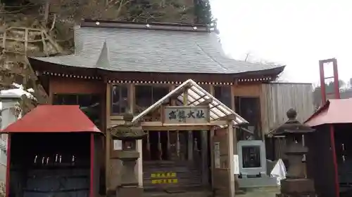 高龍神社の建物その他