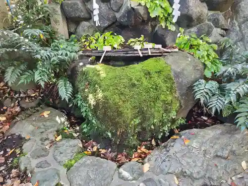 産湯稲荷神社の手水