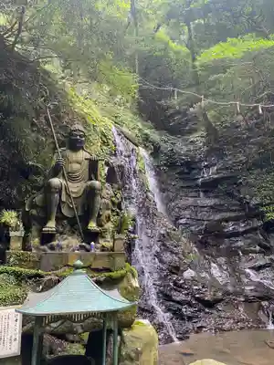 大本山七宝瀧寺(大阪府)